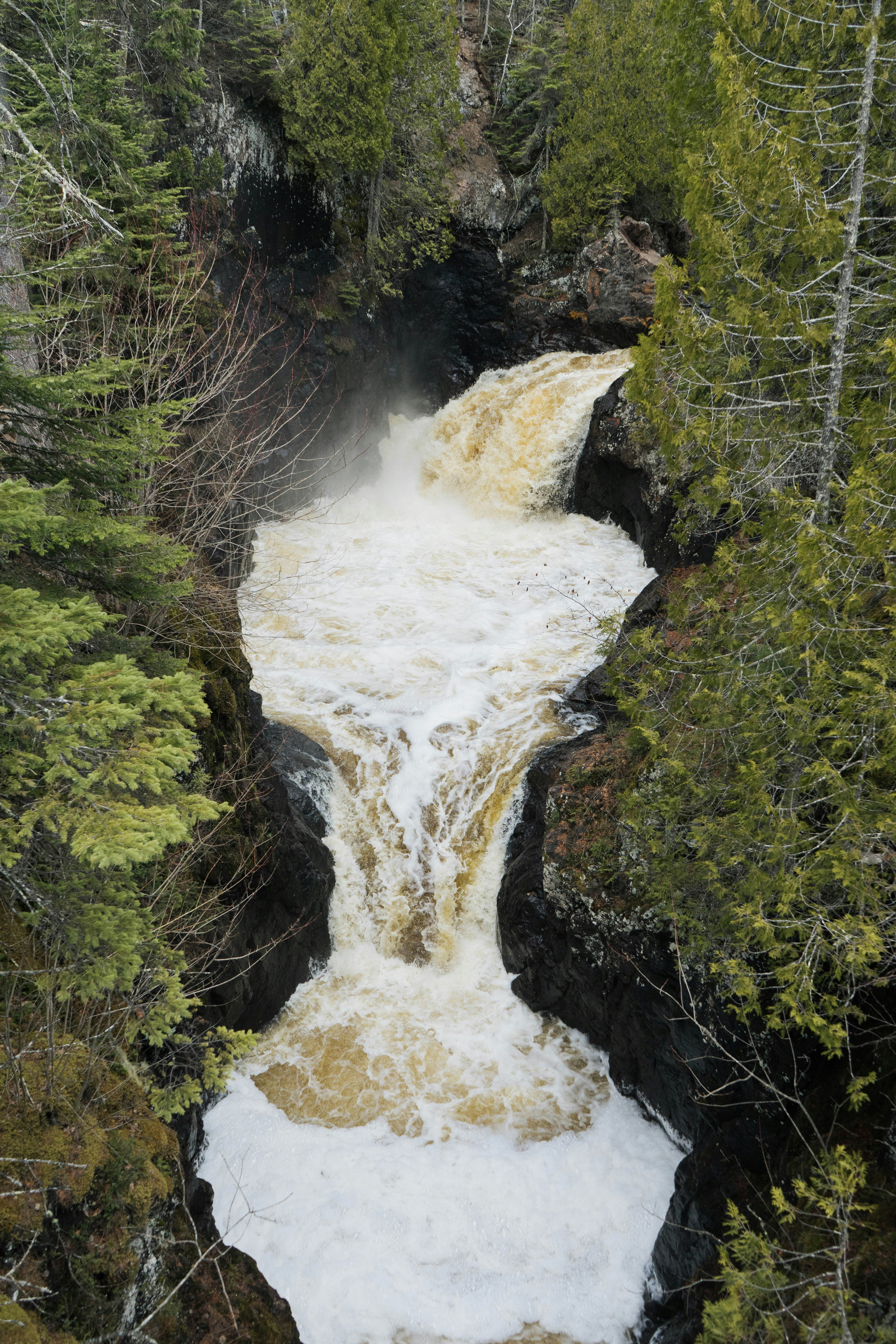 waterfalls during daytime